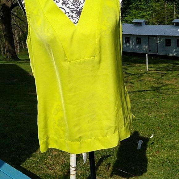 NWT Conrad C Size 8 Sleeveless Lime Green Top - Picture 5 of 7